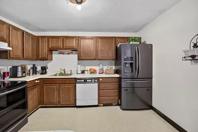 204 Washington St #304, Lynn, MA 01902 - Photo 4
