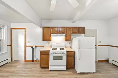 28 S Warren St, Haverhill, MA 01835 - Photo 24