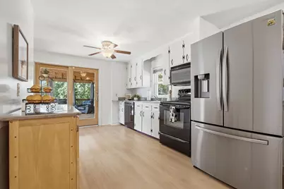 222 Cambridge Road, Woburn, MA 01801 - Photo 6