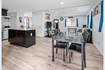 42 Ringgold St, Springfield, MA 01107 - Photo 10