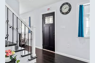 42 Ringgold St, Springfield, MA 01107 - Photo 4
