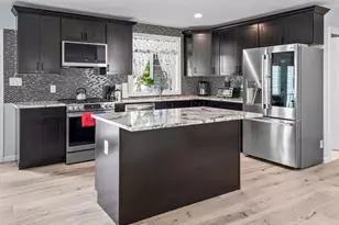 42 Ringgold St, Springfield, MA 01107 - Photo 14