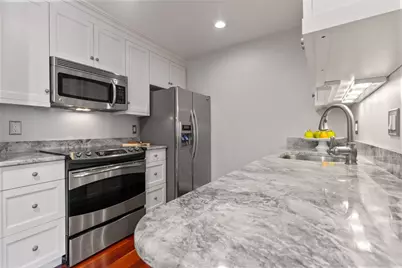 75 Clarendon St #607, Boston, MA 02116 - Photo 4
