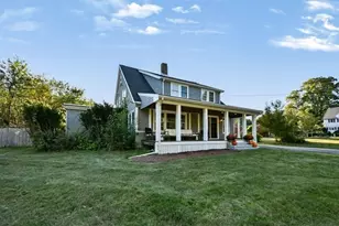 28 Elm St, Norton, MA 02766 - Photo 6