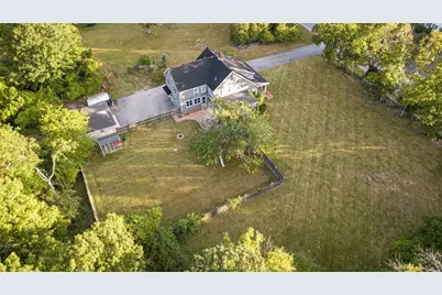 28 Elm St, Norton, MA 02766 - Photo 2