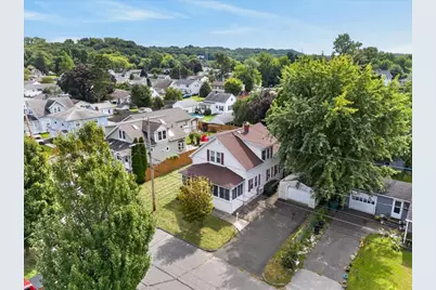 35 Lorraine St, Chicopee, MA 01013 - Photo 36
