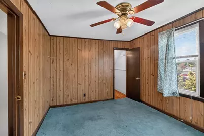 35 Lorraine St, Chicopee, MA 01013 - Photo 20