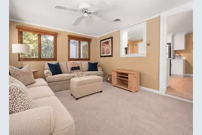 39 Robin Rd, Wakefield, MA 01880 - Photo 18