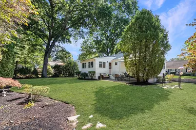 39 Robin Rd, Wakefield, MA 01880 - Photo 38