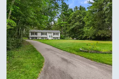 41 Woodland Rd, Uxbridge, MA 01569 - Photo 1