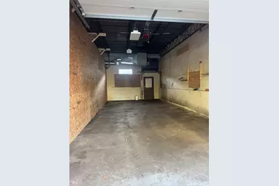 200 Center St #4, Bellingham, MA 02019 - Photo 2