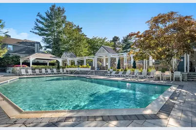 45 Bishops Forest Dr #45, Waltham, MA 02452 - Photo 38