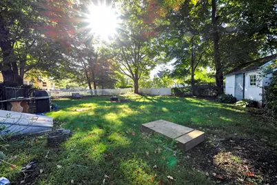 1 Elm St, Oxford, MA 01540 - Photo 14