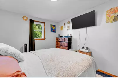 1 Elm St, Oxford, MA 01540 - Photo 8