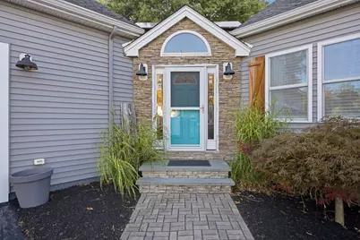 47 John St, Lunenburg, MA 01462 - Photo 2