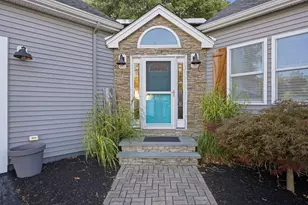 47 John St, Lunenburg, MA 01462 - Photo 2