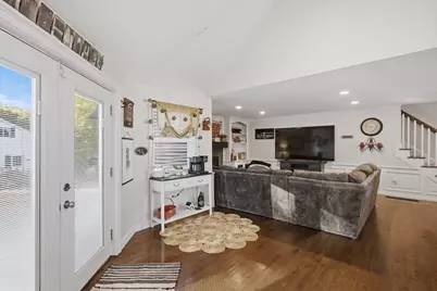 47 John St, Lunenburg, MA 01462 - Photo 6