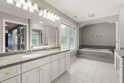 8 Dansreau Place #8, Middleton, MA 01949 - Photo 28