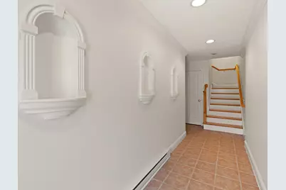 8 Dansreau Place #8, Middleton, MA 01949 - Photo 4