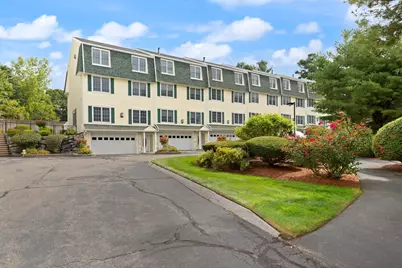 8 Dansreau Place #8, Middleton, MA 01949 - Photo 2