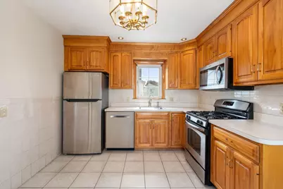 19 Penn St, Quincy, MA 02169 - Photo 6