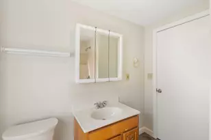 19 Penn St, Quincy, MA 02169 - Photo 32