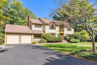 9 Solomon Pierce Rd, Lexington, MA 02420 - Photo 2