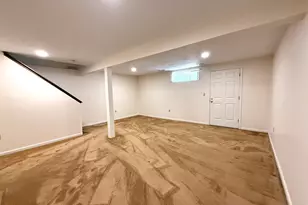 655 Pleasant St, Weymouth, MA 02189 - Photo 24
