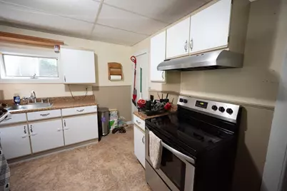 564 Fairmount St, Fitchburg, MA 01420 - Photo 16