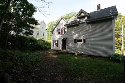 564 Fairmount St, Fitchburg, MA 01420 - Photo 4