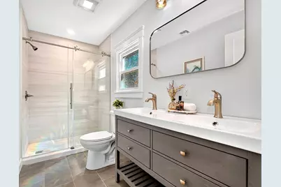 134 Washington St, Melrose, MA 02176 - Photo 18