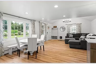 11 Fernwood Rd, Southwick, MA 01077 - Photo 8