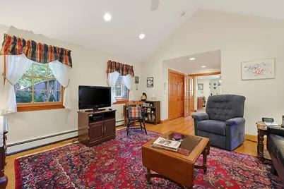 45 Richdale Rd, Needham, MA 02494 - Photo 12