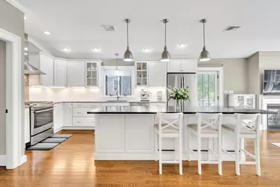 20 Waban St #2, Newton, MA 02458 - Photo 6