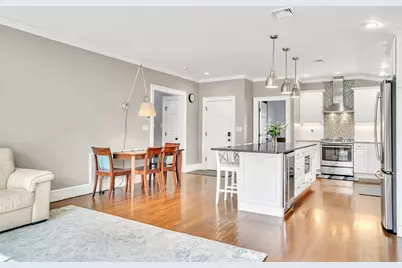 20 Waban St #2, Newton, MA 02458 - Photo 8