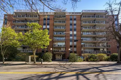 45 Longwood Ave #705, Brookline, MA 02446 - Photo 1