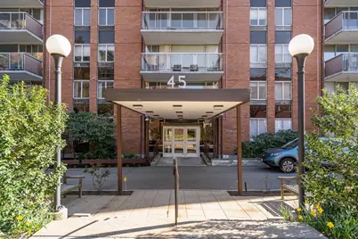 45 Longwood Ave #705, Brookline, MA 02446 - Photo 2