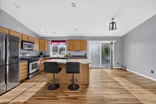 49 Shirley St, New Bedford, MA 02746 - Photo 8