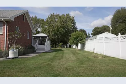 23 Laurine Rd, Saugus, MA 01906 - Photo 36
