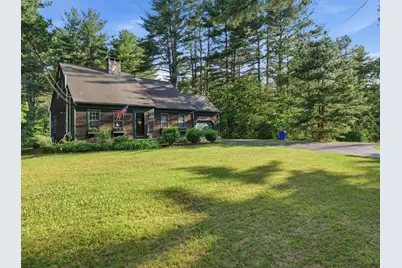 1294 Glebe St, Taunton, MA 02780 - Photo 4