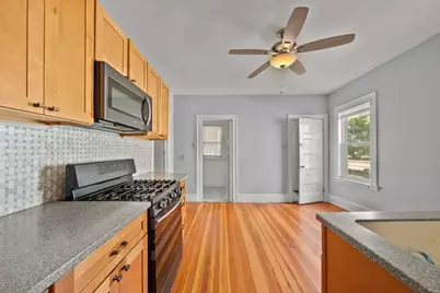 69 Mountain Ave, Boston, MA 02124 - Photo 8