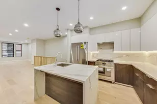 14 N Bennet St, Boston, MA 02113 - Photo 1