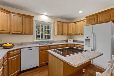 39 Spinnaker Ln, Bourne, MA 02559 - Photo 8