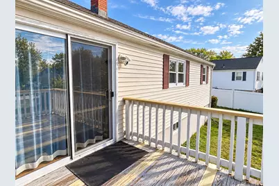 347 Lexington St, Woburn, MA 01801 - Photo 16