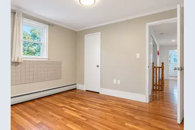 347 Lexington St, Woburn, MA 01801 - Photo 10
