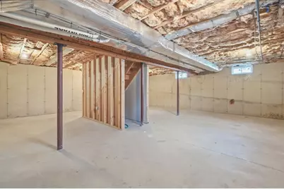 37 Wells St, Springfield, MA 01104 - Photo 32