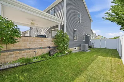 37 Wells St, Springfield, MA 01104 - Photo 10