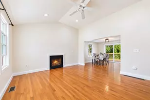 7 Vincent St, Dartmouth, MA 02747 - Photo 6