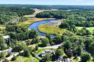 35 Old Shipyard Ln, Hanover, MA 02339 - Photo 2
