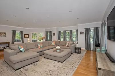 84 Spring St, Wakefield, MA 01880 - Photo 10